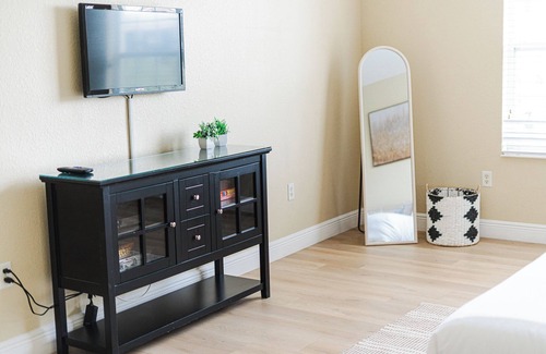 Florida Central Atlantic Coast Complejo | AMAZING 3-bed resort apartment in enchanting Orlando with fitness room, AC, WiFi