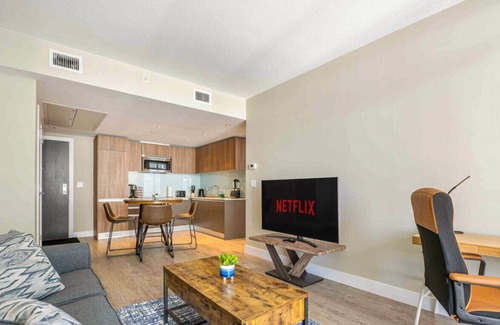 Victoria Park Condominio | Amazing DT Views » AC » Sleep 4 » Parking » Wifi