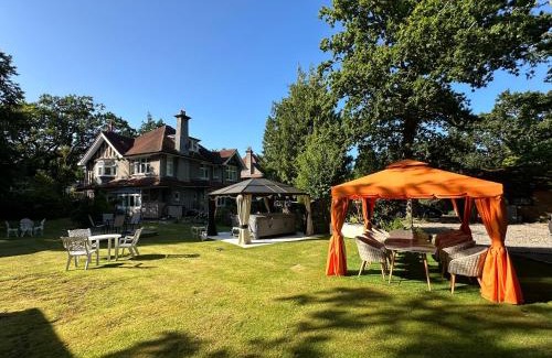 Winton Casa | Amazing Executive maisonette with spa