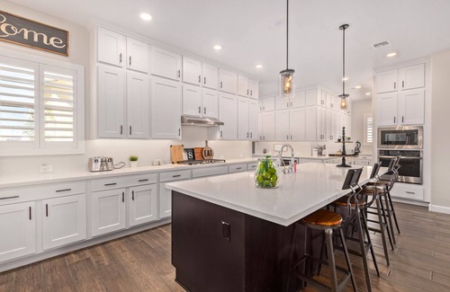 San Tan Valley Casa | AMAZING EXECUTIVE STYLE HOME / MASTERPLAN COMMUNITY /COMMUNITY LAKE/ POOLS