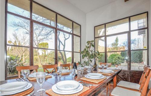 Thezan-des-Corbieres Casa | Amazing Home In Thézan-Des-Corbières