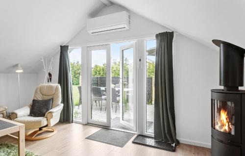 Gedesby Casa | Amazing Home In Gedser With Kitchen