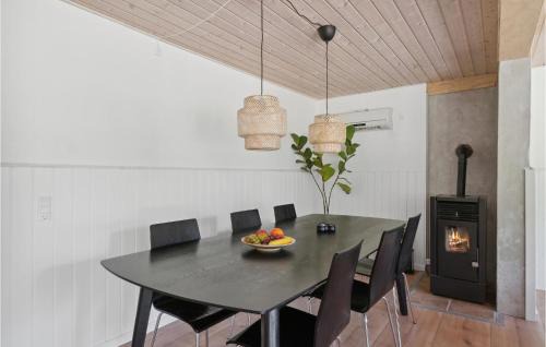 Glesborg Casa | Amazing Home In Glesborg With Wifi