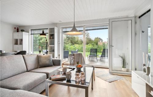 Hojslev Casa | Amazing Home In Højslev With Kitchen