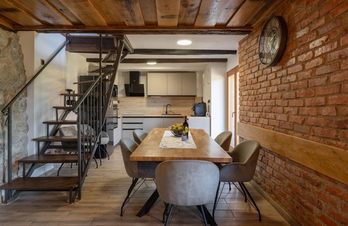 Ribnik Casa | Increíble casa en Veselici con sauna