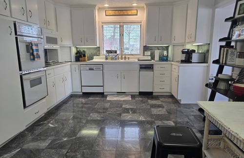 Lake Oconee Casa | Amazing Home in Eatonton