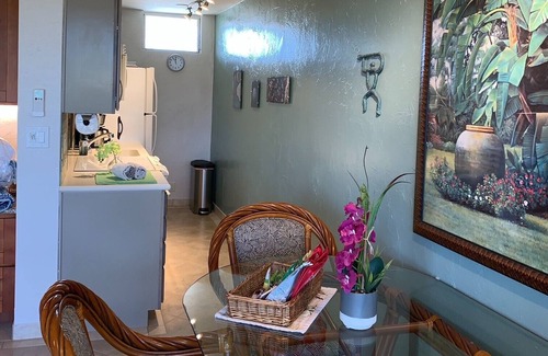 Kihei Condominio | AMAZING HOTEL ZONED BEACH FRONT CONDO ON SUGAR BEACH. RESERVE WITH CONFIDENCE!