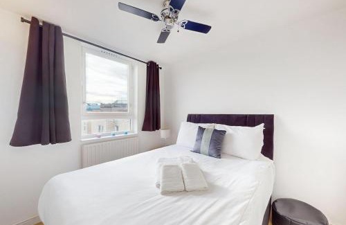 Tower Hill Apartamento | Amazing location 1 BD flat on St Katharine's Docks