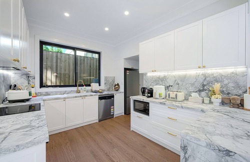 Mosman Casa | Amazing Sea View from the Freestanding House ! 5 min to the beach!