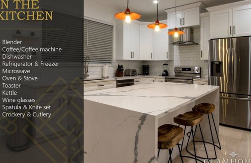 Highland Garden Villa | Amazing Villa w/a Ping-Pong+Fire Pit & Terrace w/TV