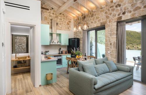 Doukades Apartamento | Amelia & Nicholas Stone Houses