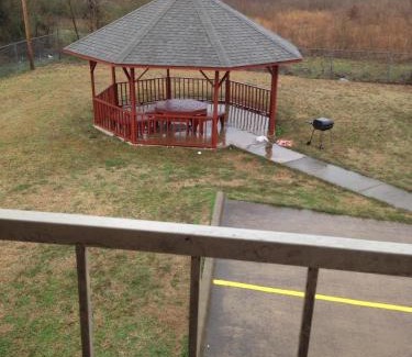 Cabot Hotel | Americas Best Value Inn Cabot