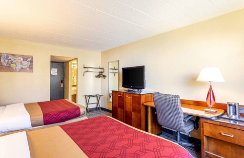 Dunkirk Hotel | Americas Best Value Inn Fredonia NY