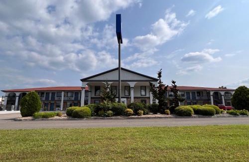 Blue Ridge Hotel | Americas Best Value Inn Blue Ridge