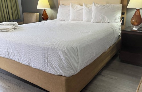 Central Valley Hotel | Americas Best Value Inn at Central Valley-Woodbury