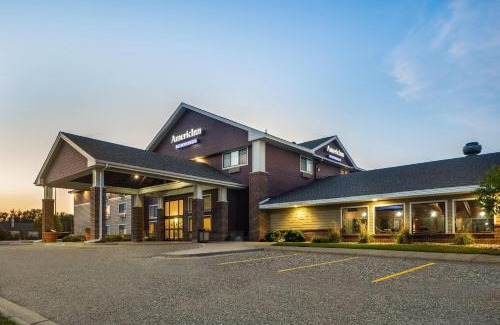 Mounds View Hotel | AmericInn by Wyndham Mounds View Minneapolis