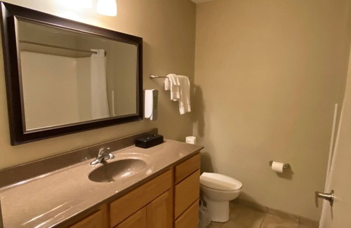 Viroqua Hotel | AmericInn by Wyndham Viroqua