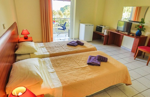 Lakka Hotel | Amfitriti Hotel