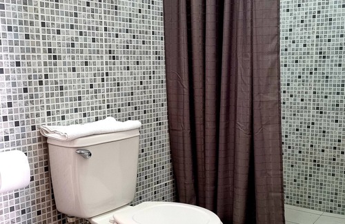 Flores Hotel | AMINA Inn