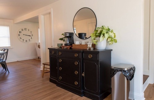 Witmer Cabaña | Amish Cottage, Hot Tub, on Mill Creek