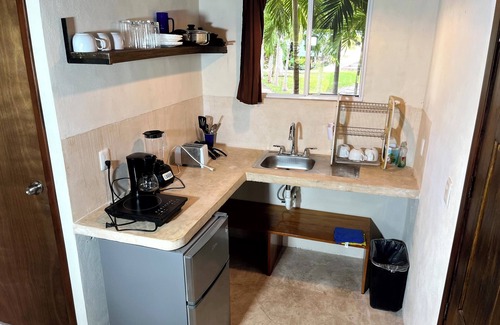 Huay-Pix Casa | Cómoda cabaña frente a laguna: 2 dormitorios, a minutos de Bacalar y Chetumal