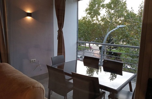 Talavera de la Reina Condominio | "La Alameda Jardines del Prado": Amplio alojamiento con terraza, Ascensor y A.A.