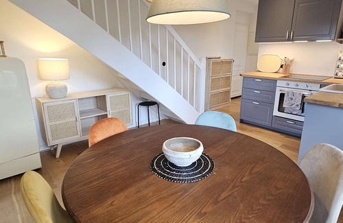 Suddorf Casa | Amrum Lounge - Stilvolle Ferienwohnung mit Gartenidylle