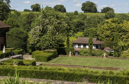 Tollard Royal Casa | Alojarse en esta casa extraordinaria e histórica de grado II * es una experiencia única.