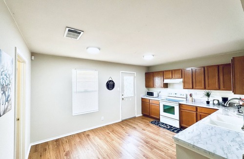 San Antonio Casa | An place for family, 10 mins to Seaworld and 15 mins to Lackland