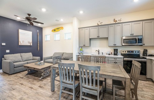 West Kissimmee Cabaña | Anchor Cottage with Private Pool near Disney and Margaritaville Resort & Island.