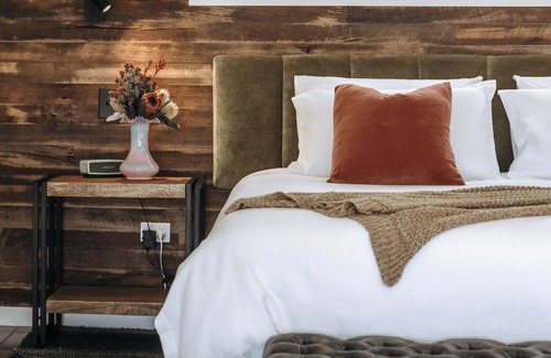 Port Campbell Hotel | Anchors Port Campbell