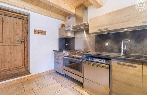 Hauteluce Chalet De Esquí | Hermoso chalet reformado - 12 pers - vista excepcional del Monte Blanc - WIFI