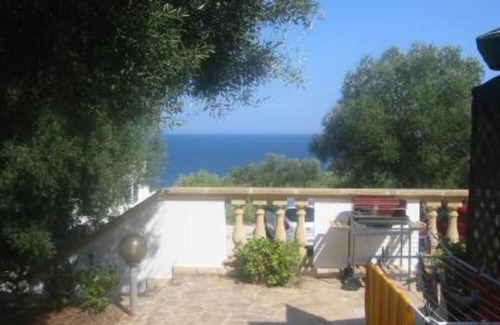 Marina di Andrano Casa | ANDRANO. Ubicación CUEVA VERDE. Villa con vistas al mar