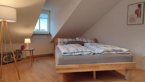 Hofheim in Unterfranken Apartamento | Anette's nettes Dachjuchhe