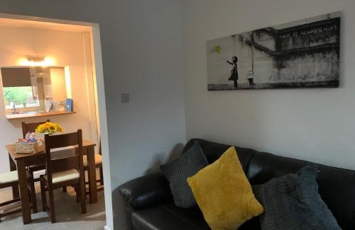 Moffat Casa | Angies 2 bed home in Eccleston near Liverpool sleeps 5