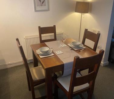 Moffat Casa | Angies 2 bed home in Eccleston near Liverpool sleeps 5