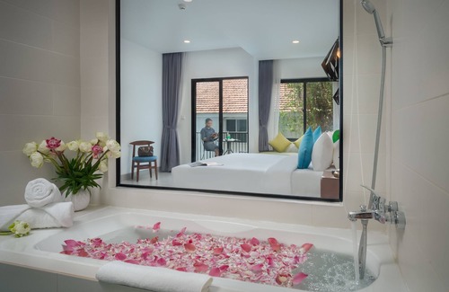 Wat Bo Area Hotel | Angkor Aurora