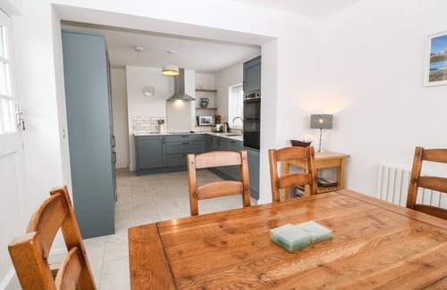 Aberdaron Casa | ANGORFA, family friendly, country holiday cottage in Aberdaron