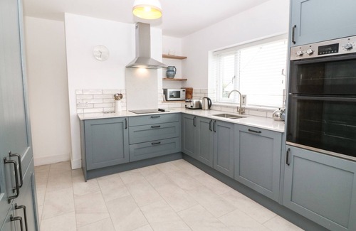 Aberdaron Casa | ANGORFA, family friendly, country holiday cottage in Aberdaron