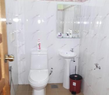Dungun Chalet De Esquí | Anjung Nor Muslim Homestay
