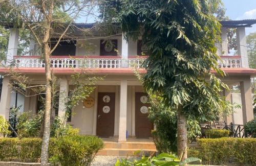Sauraha Hotel | Annapurna View Lodge