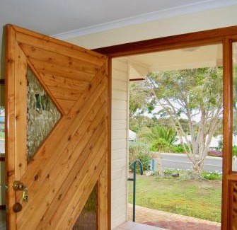 Victor Harbor Casa | Annie's Balquhidder Cottage
