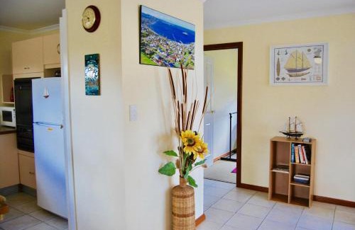 Victor Harbor Casa | Annie's Balquhidder Cottage