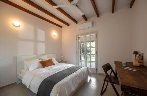 Chalcis Casa | Anoixi vacation home with spectacular Evia landscapes