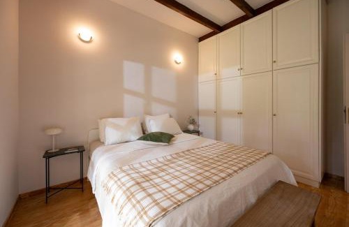 Chalcis Casa | Anoixi vacation home with spectacular Evia landscapes