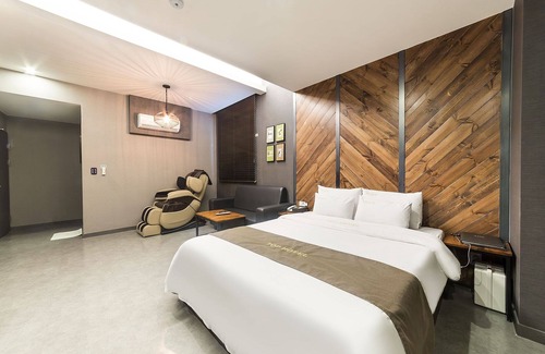 Suwon Hotel | Ansan Sangnoksu Top