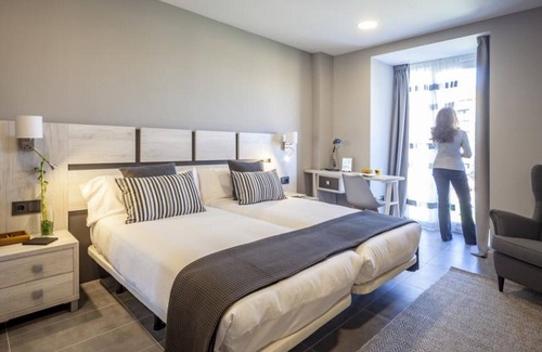 Las Campas y San Claudio Apartamento | Aparta 5dos5, Estudio Superior