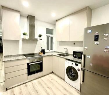 Collblanc y La Torrassa Apartamento | Apartamento Lauda