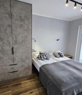 Grunwald Apartamento | Apartament Bułgarska 59 - sypialnia i salon - 40m2 - self check in 24h