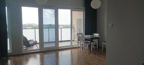 Plock Apartamento | Apartament Centrum z tarasem prywatny parking